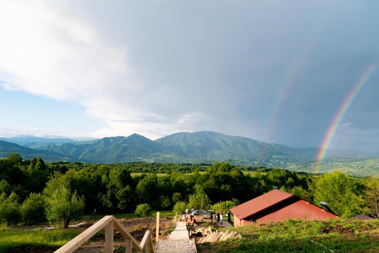 La Cabana, Corbeni Luaran gambar