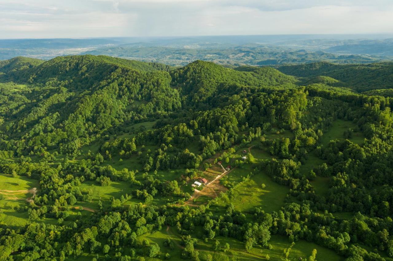 La Cabana, Corbeni Luaran gambar